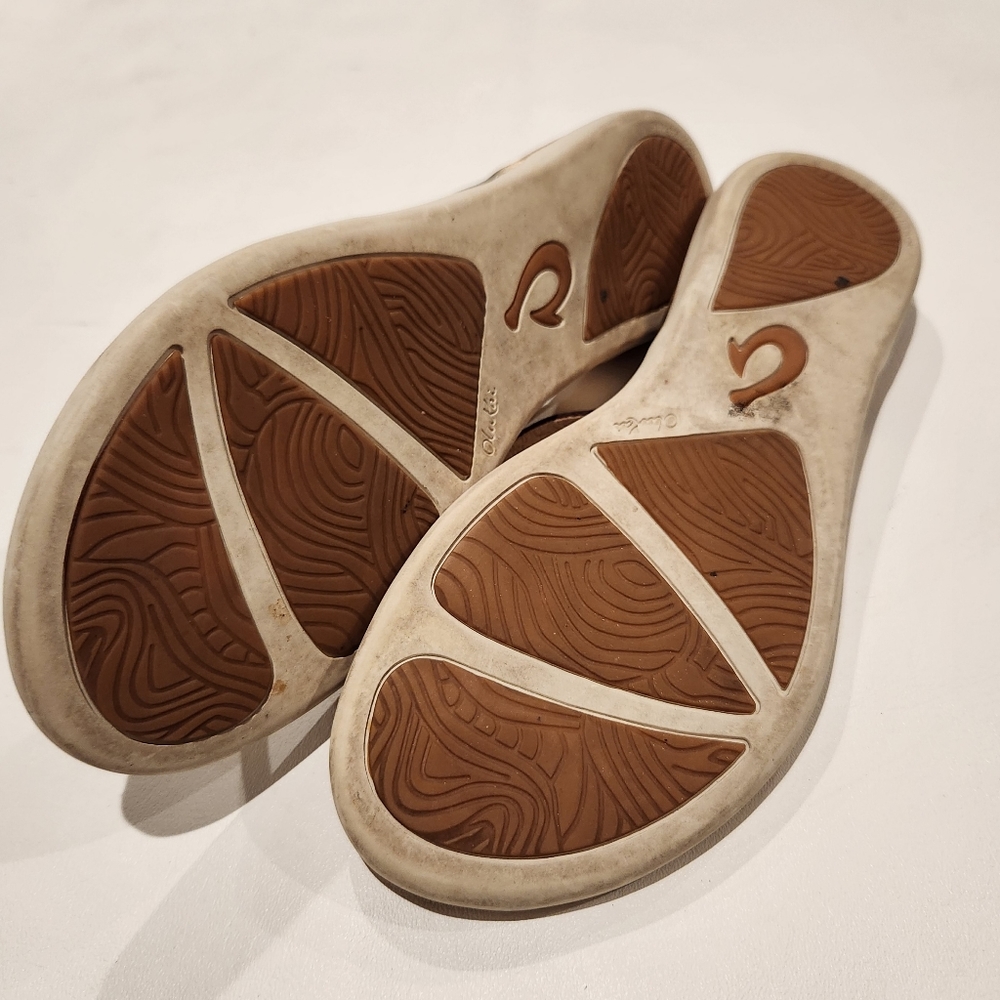 Olukai Honu Sandal - Rose Gold - Picture 7 of 9
